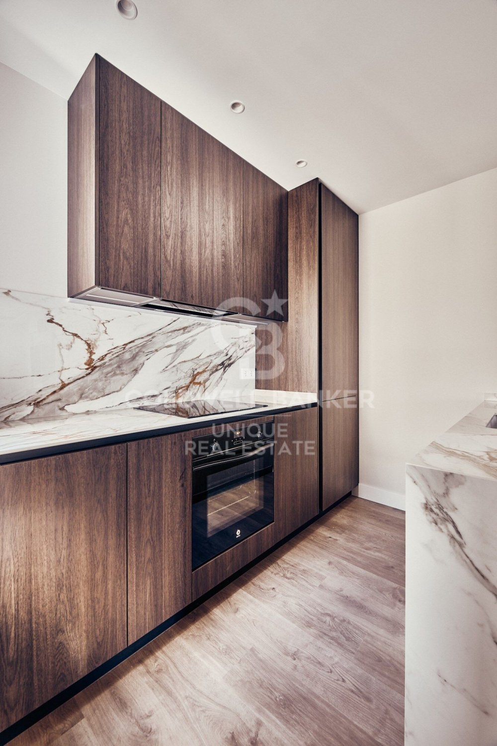 Apartment à Madrid, Espagne 2 chambres, 90 m2 No. 178504