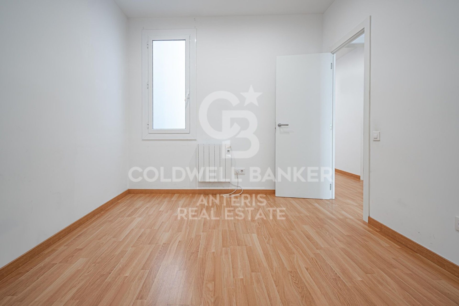 Apartment à Barcelona, Espagne 4 chambres, 127 m2 No. 178502