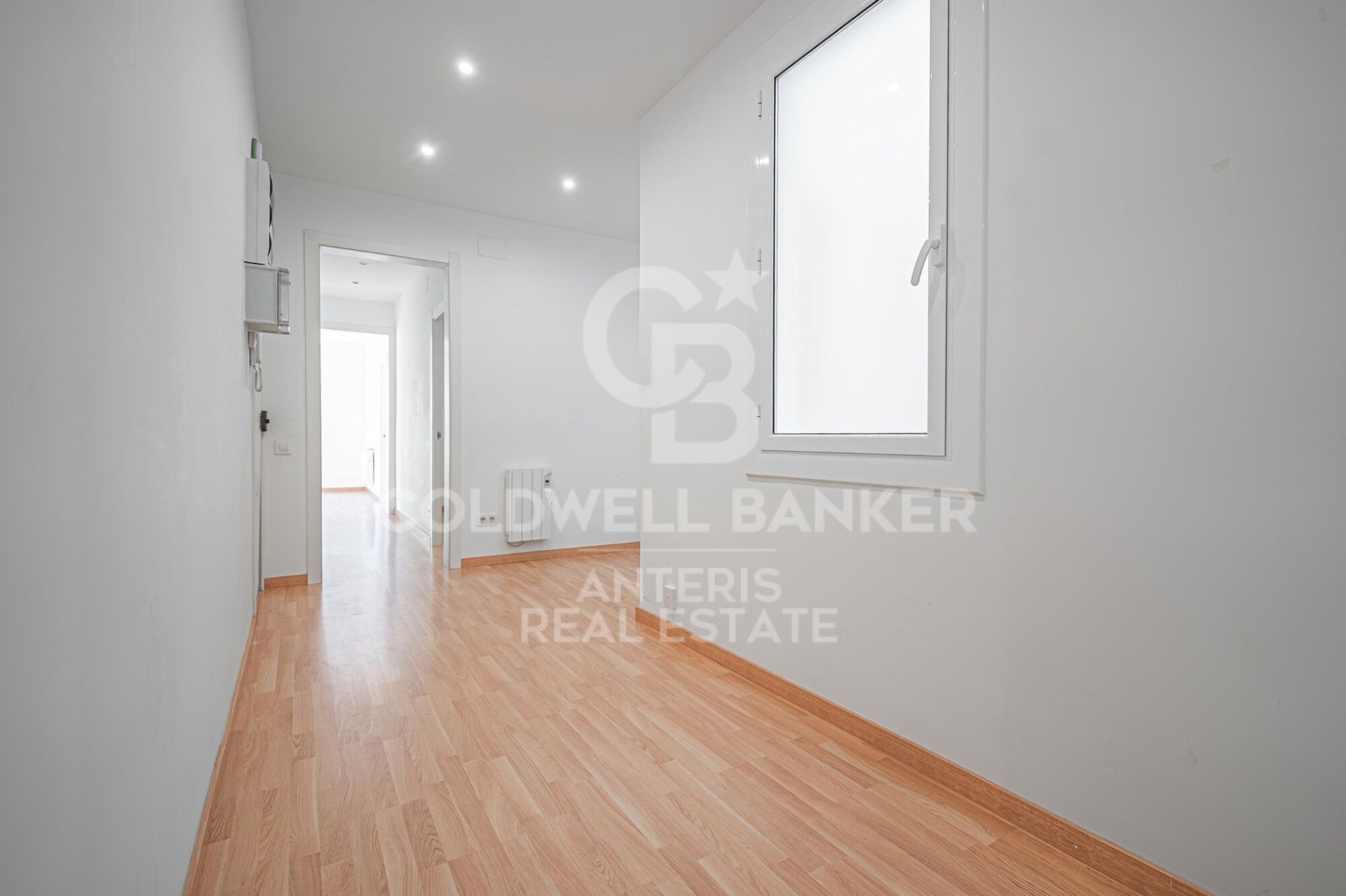 Apartment à Barcelona, Espagne 4 chambres, 127 m2 No. 178502