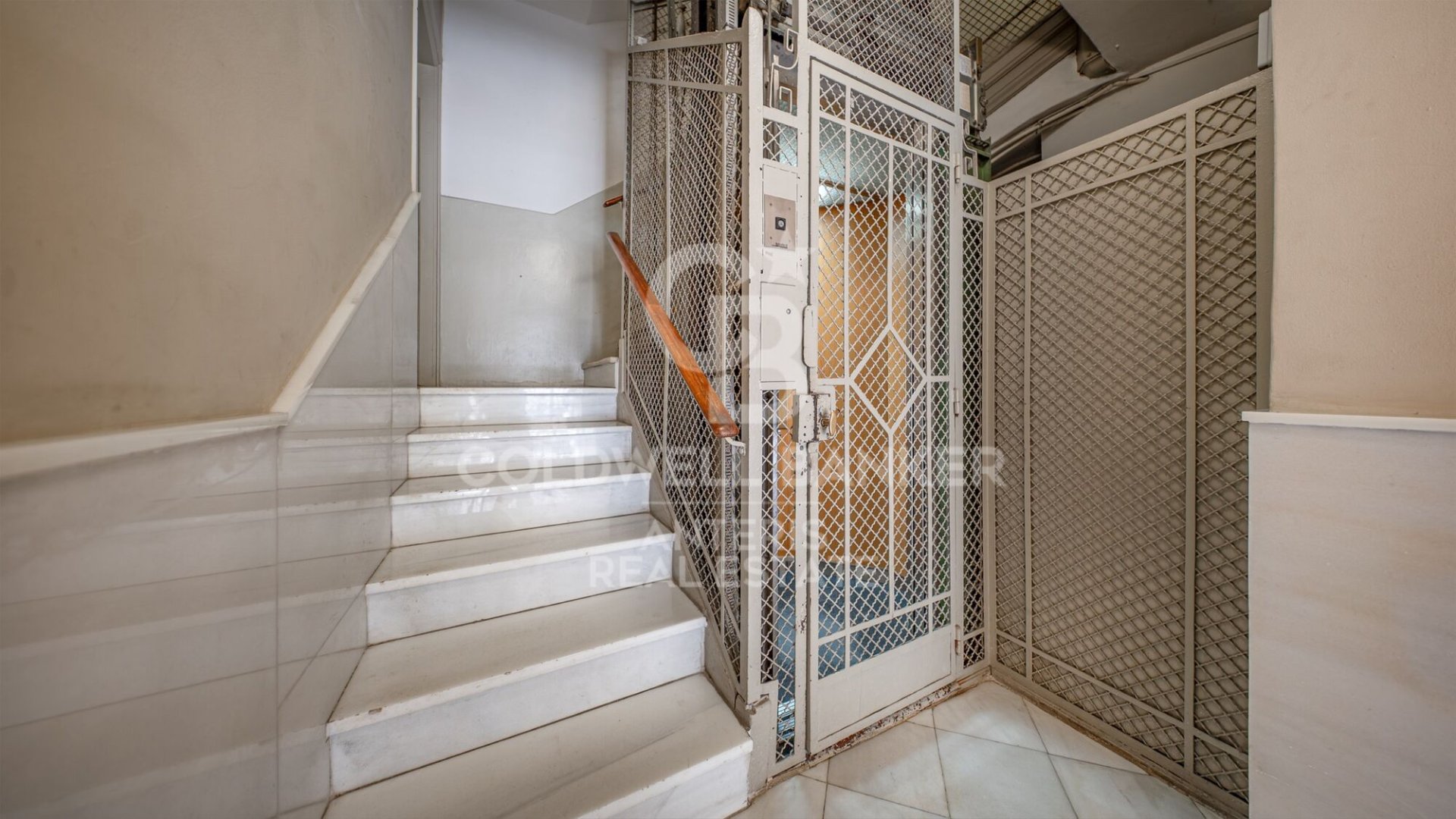 Apartment à Barcelona, Espagne 4 chambres, 127 m2 No. 178502