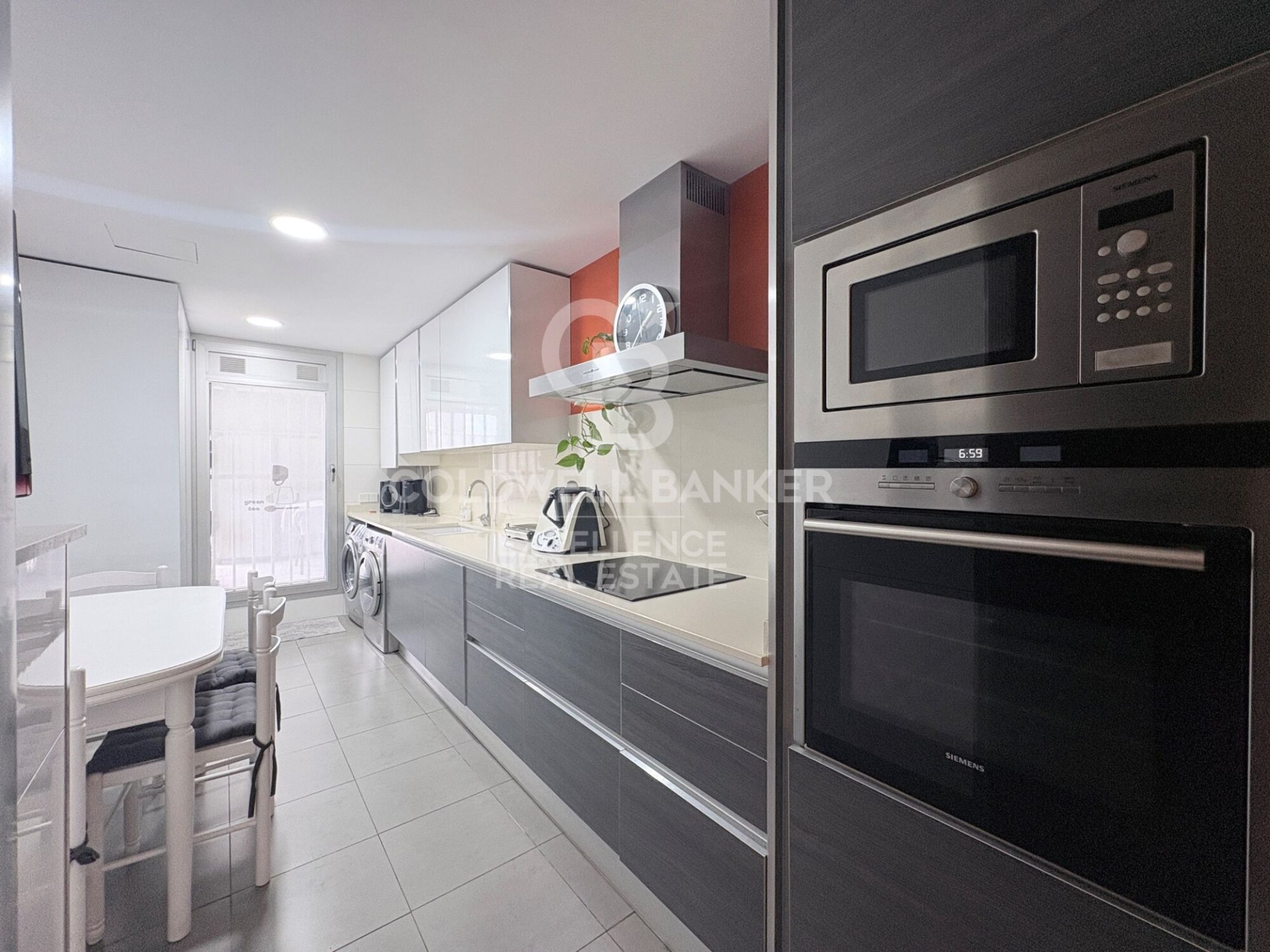 Dzīvoklis Valencia, Spānijā 3 istabas, 122 m2 Nr. 178508