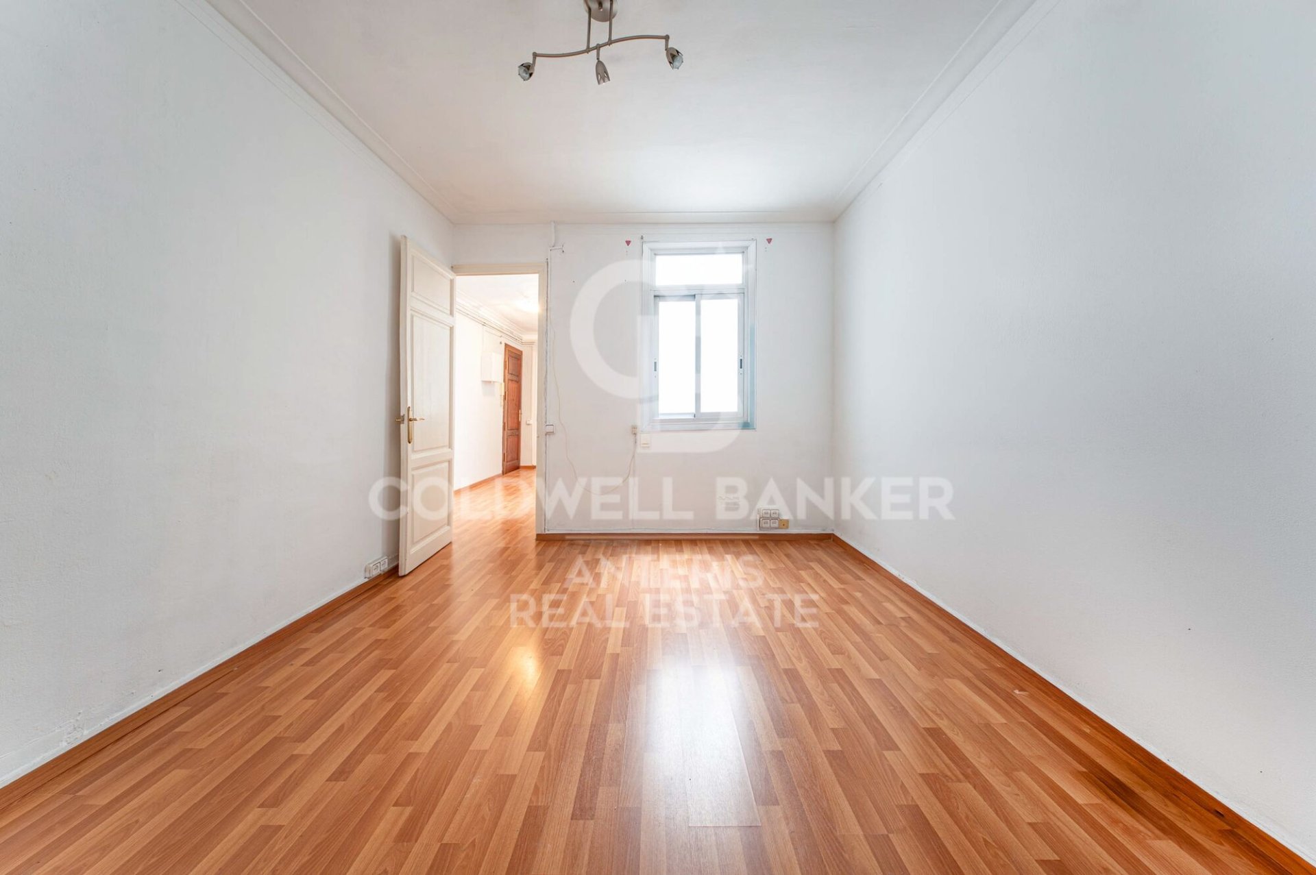 Wohnung in Barcelona, Spanien 3 Schlafzimmer, 127 m2 Nr. 178506