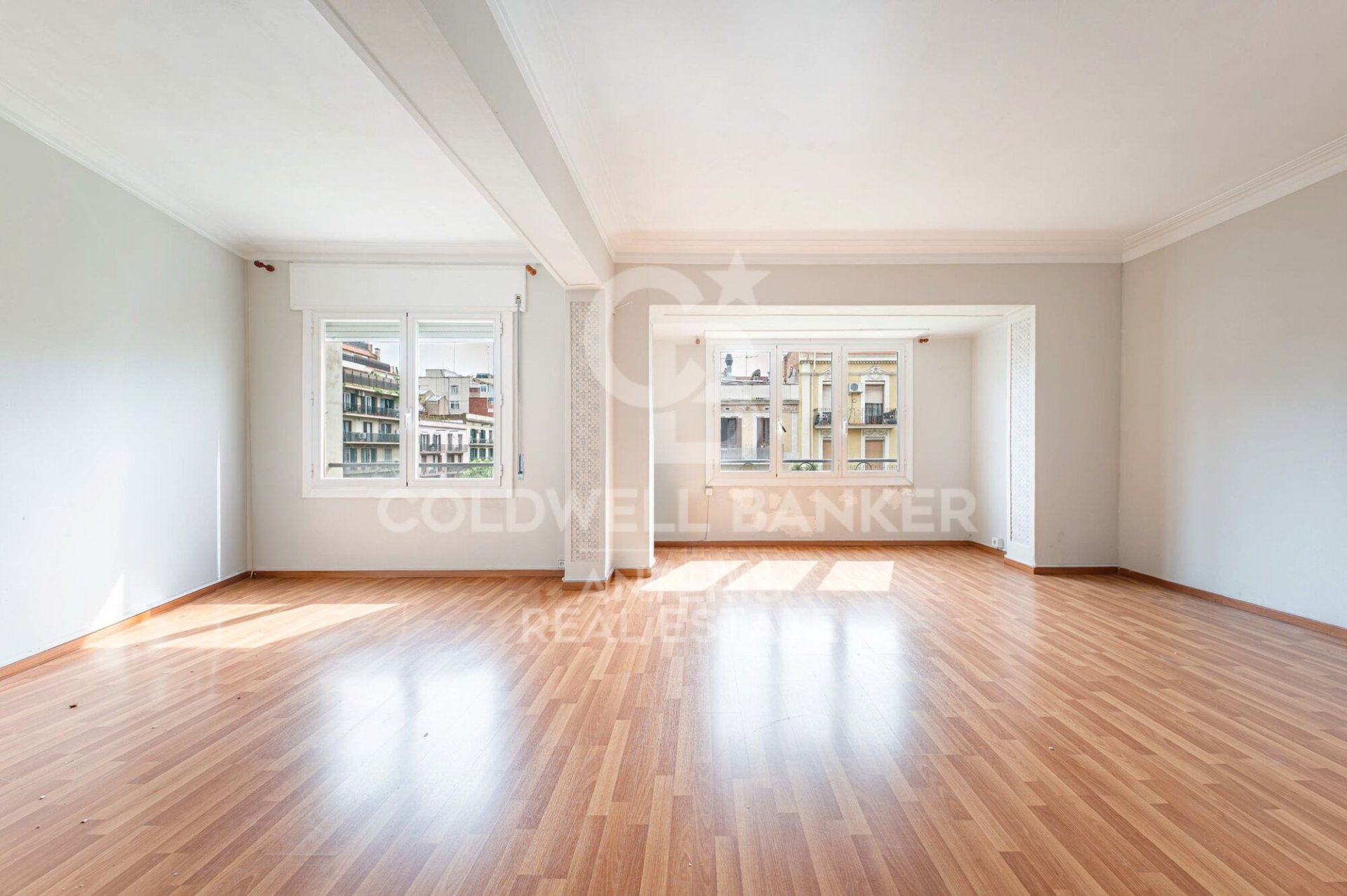 Wohnung in Barcelona, Spanien 3 Schlafzimmer, 127 m2 Nr. 178506