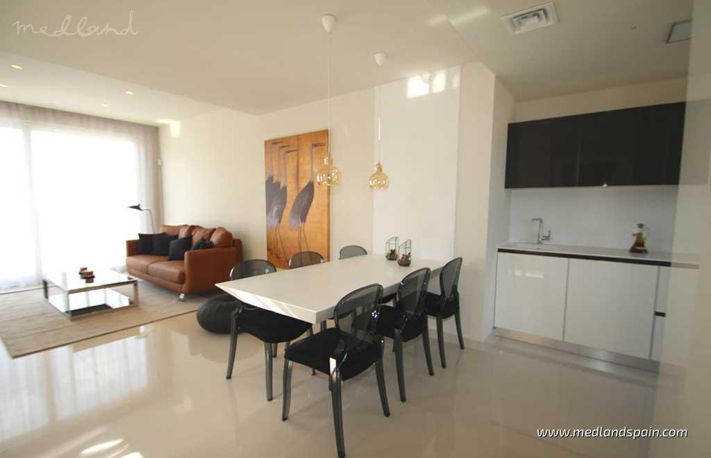 Huvila San Miguel de Salinas, Alicante, Espanja 4 makuuhuonetta, 134.8 m2 No. 65885