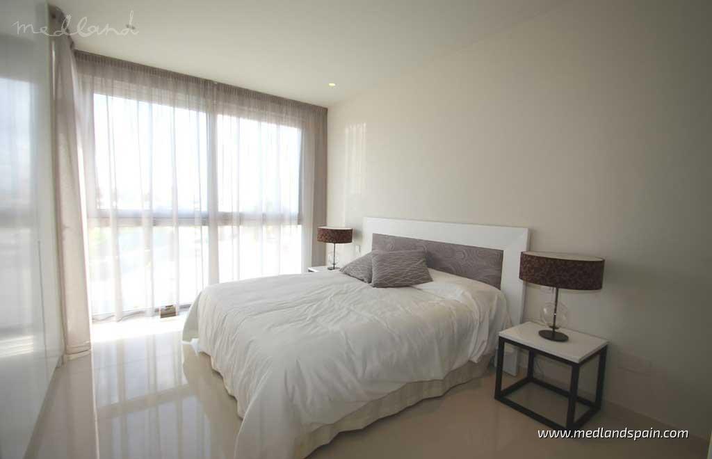 Huvila San Miguel de Salinas, Alicante, Espanja 4 makuuhuonetta, 134.8 m2 No. 65885