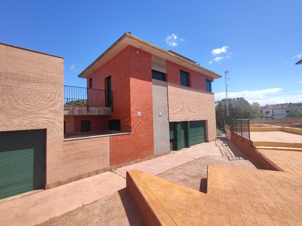 House à Olerdola, Barcelona, Espagne 3 chambres, 227 m2 No. 167240