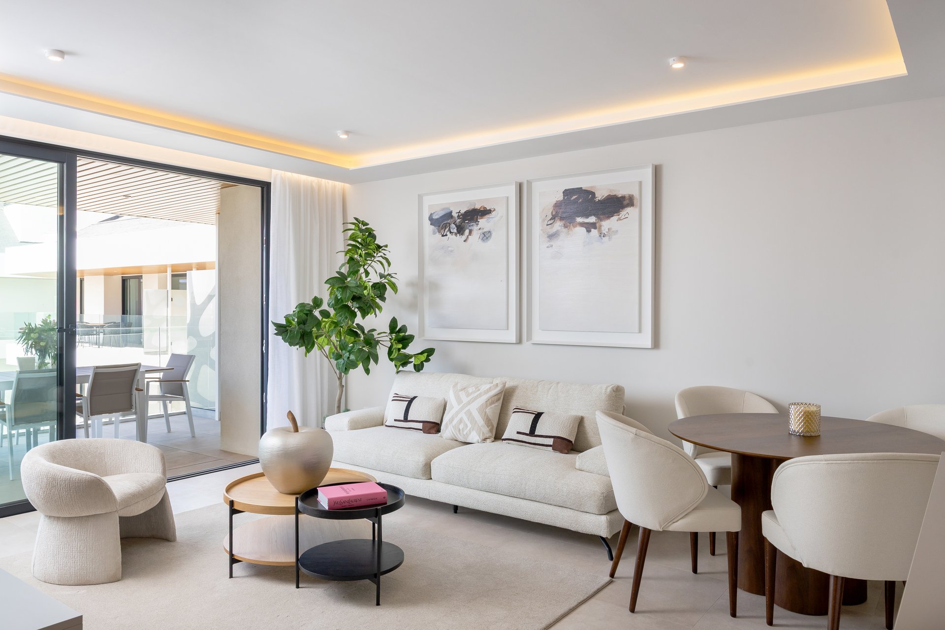 Apartamento en Fuengirola, Málaga, España 2 dormitorios, 130 m2 No. 137059
