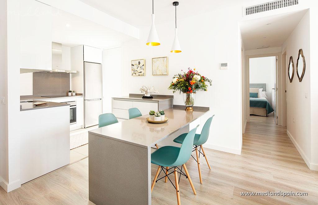 Apartamento en Nueva Andalucía, Málaga, España 4 dormitorios, 121 m2 No. 105118