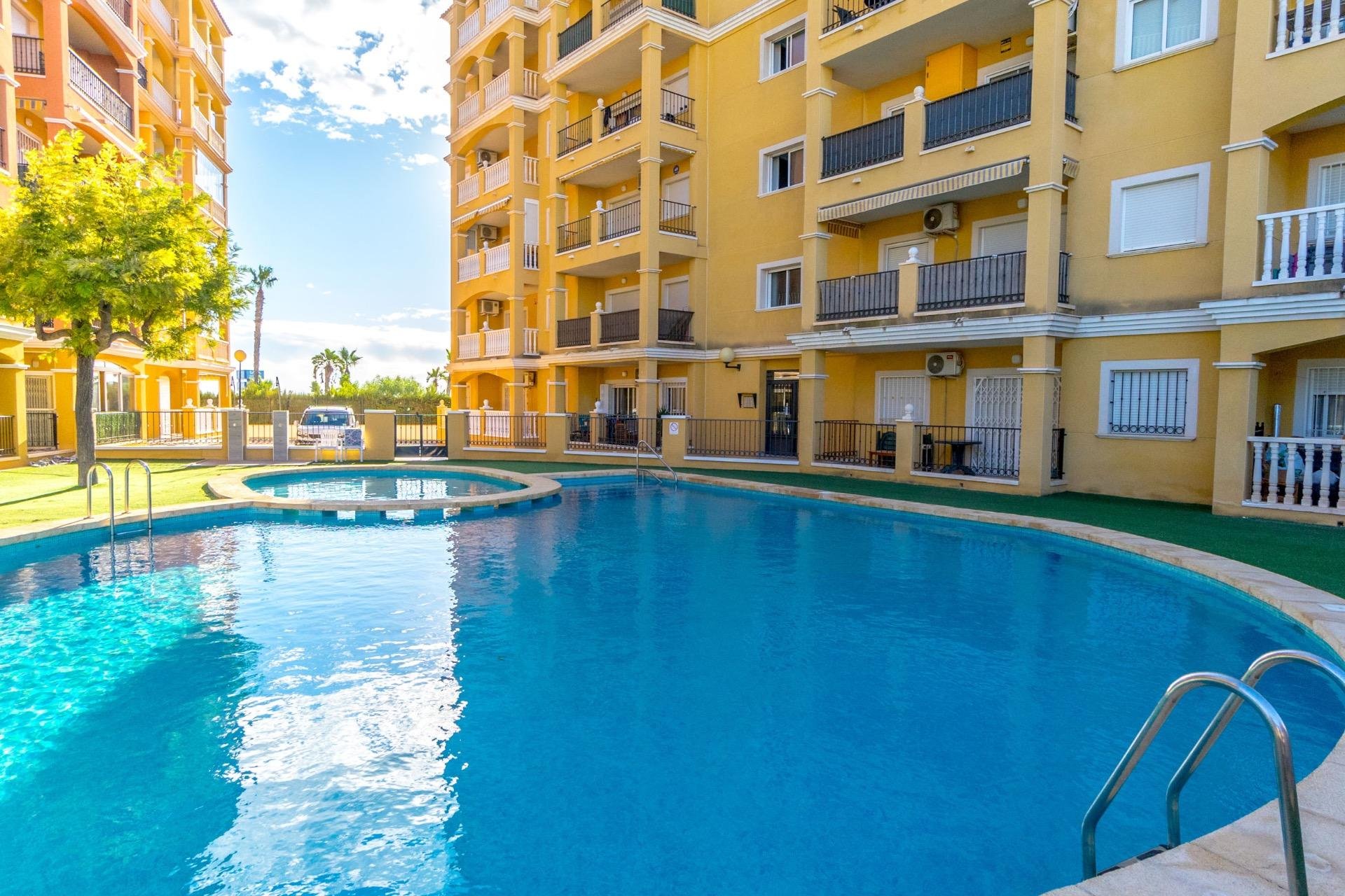 Huoneisto Torrevieja, Alicante, Espanja 2 makuuhuonetta, 58 m2 No. 190014