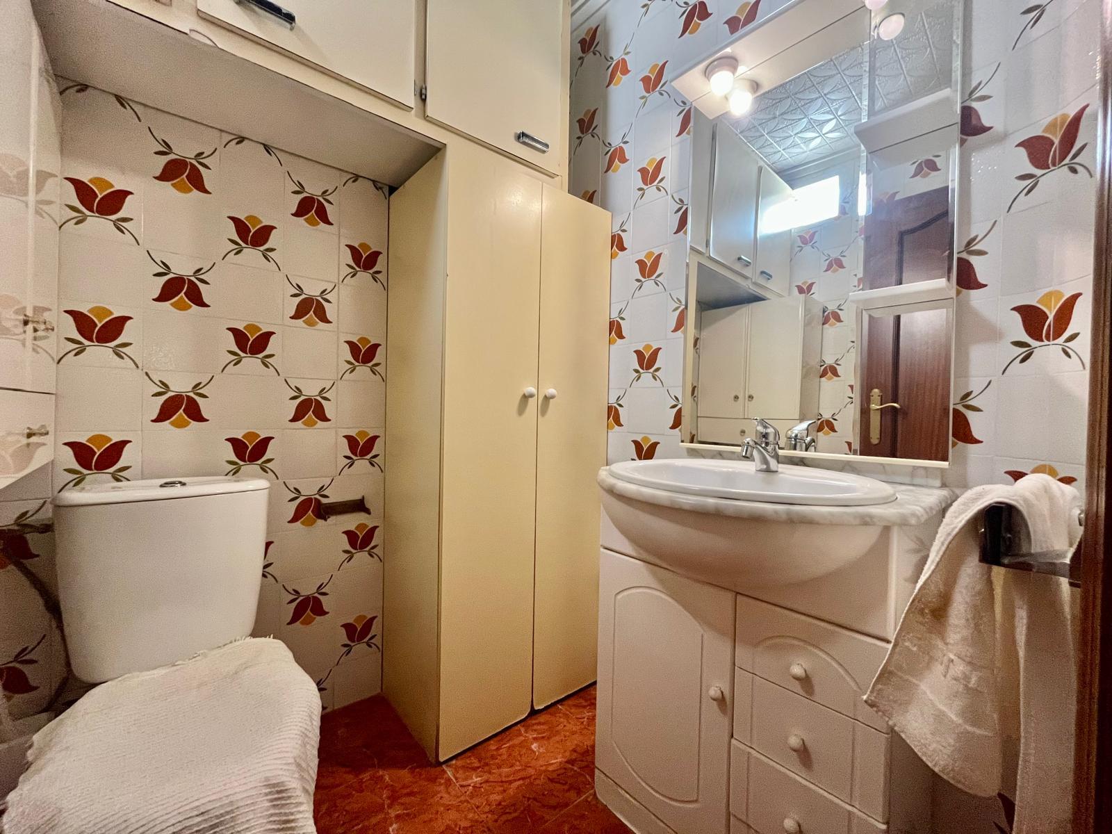 Appartamento a Torrevieja, Alicante, Spagna 3 camere da letto, 97 mq. N° 190011