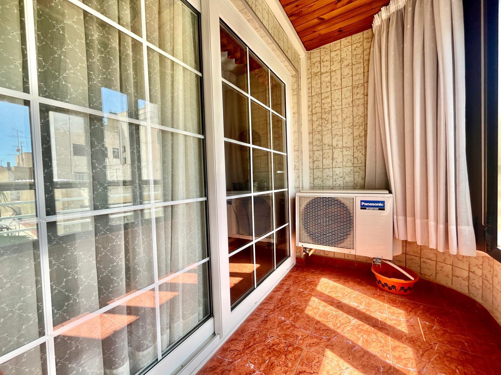 Appartamento a Torrevieja, Alicante, Spagna 3 camere da letto, 97 mq. N° 190011