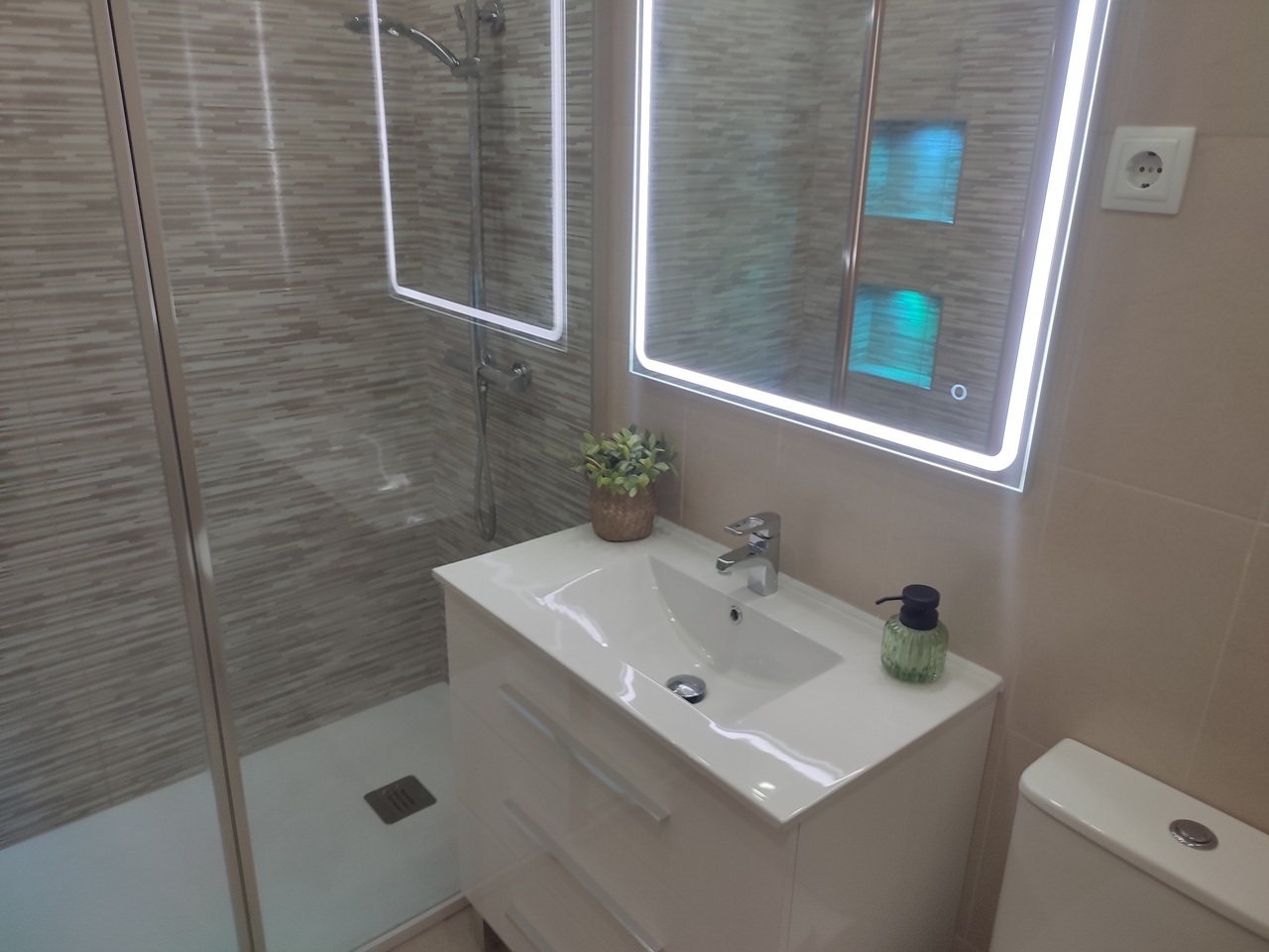 Apartamento en Murcia, España 2 dormitorios,  No. 190010