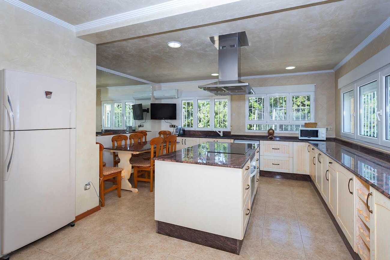 Villa à Alicante, Espagne 5 chambres, 440 m2 No. 190012