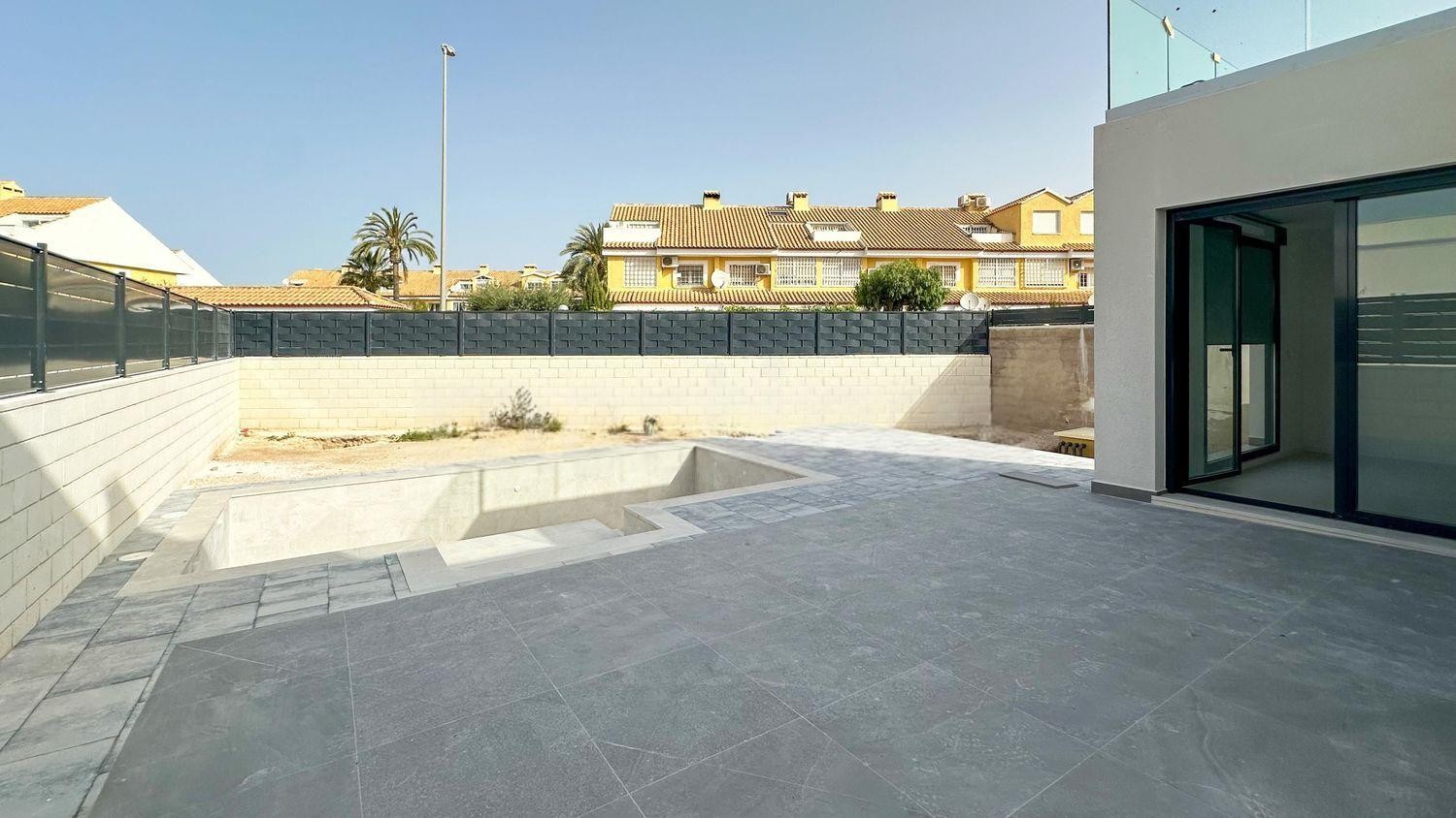 Villa in Alicante, Spain 4 bedrooms, 243 sq.m. No. 190813