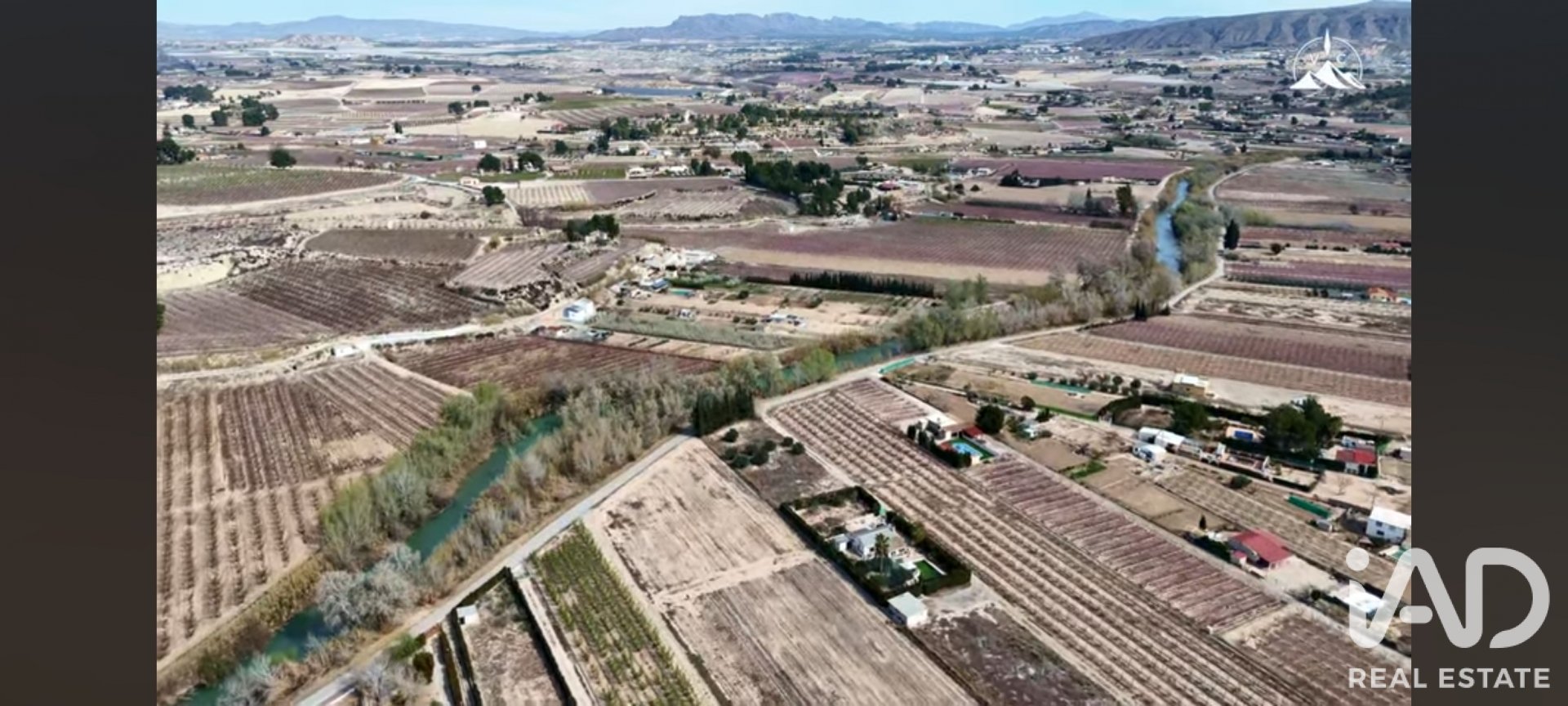 Commercial property in Cieza, Murcia, Spain No. 187773