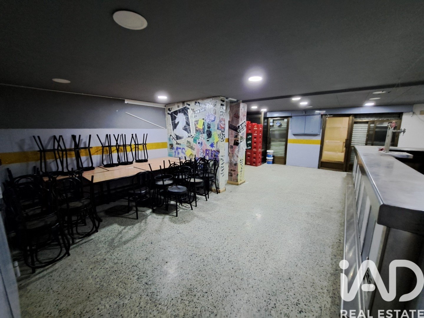 Bar en Santa Coloma de Gramenet, Barcelona, España 67 m2 No. 154273