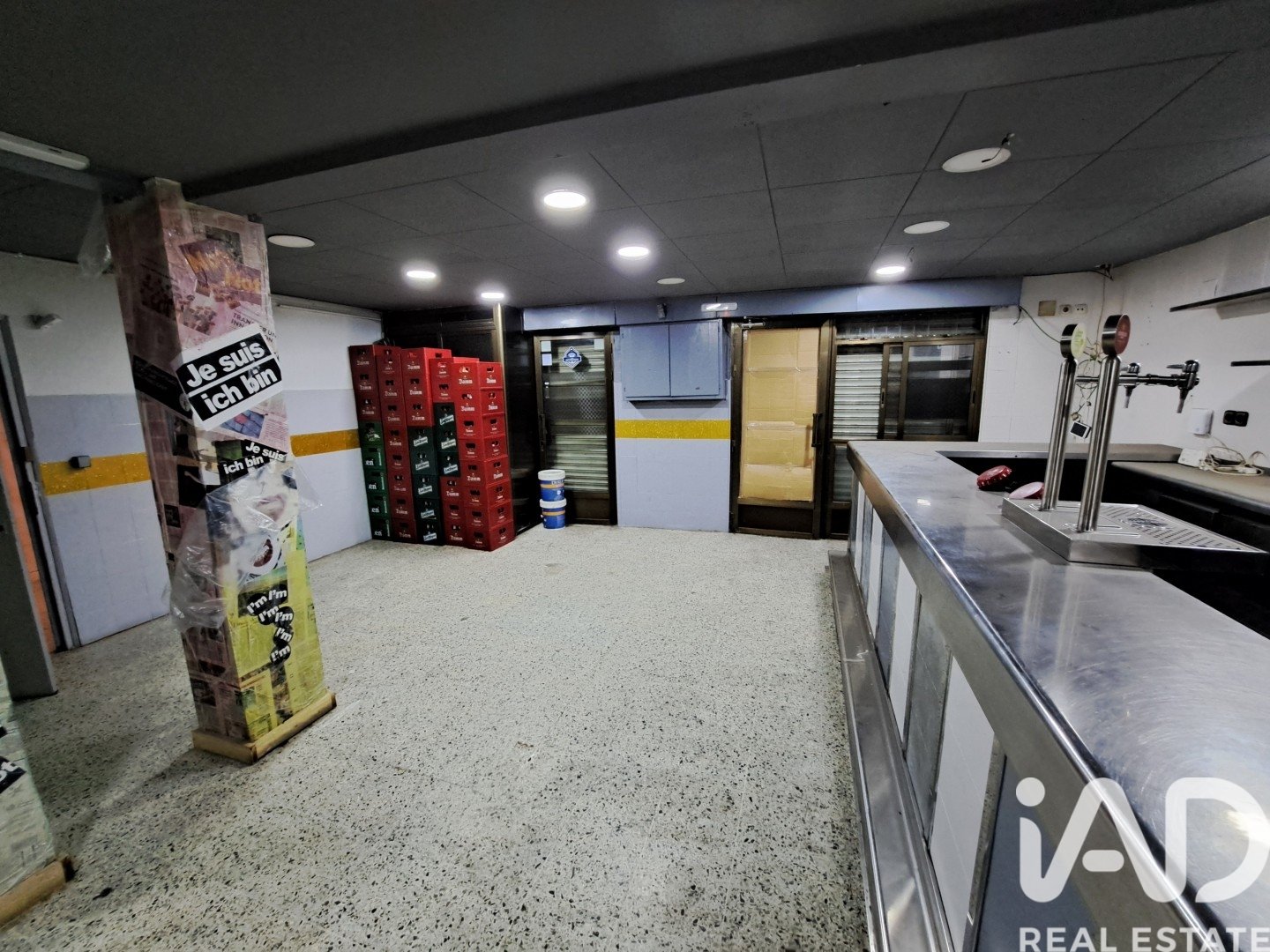 Bar en Santa Coloma de Gramenet, Barcelona, España 67 m2 No. 154273