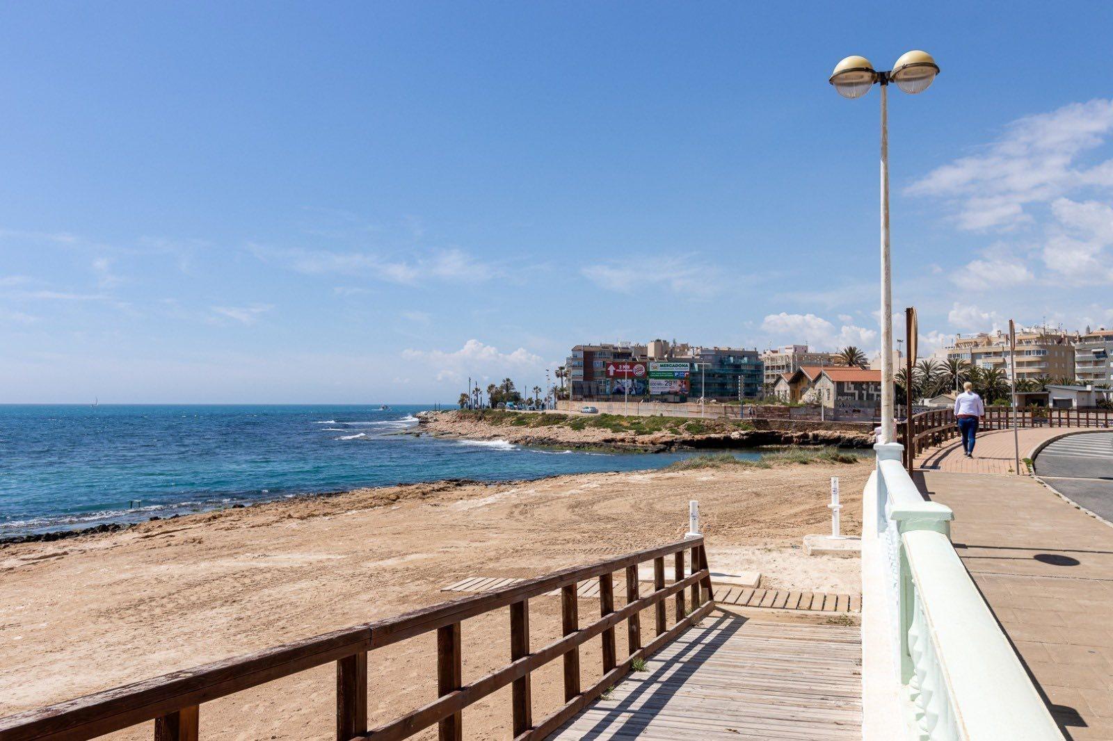 Dzīvoklis Torrevieja, Alicante, Spānijā 2 istabas, 72 m2 Nr. 146733