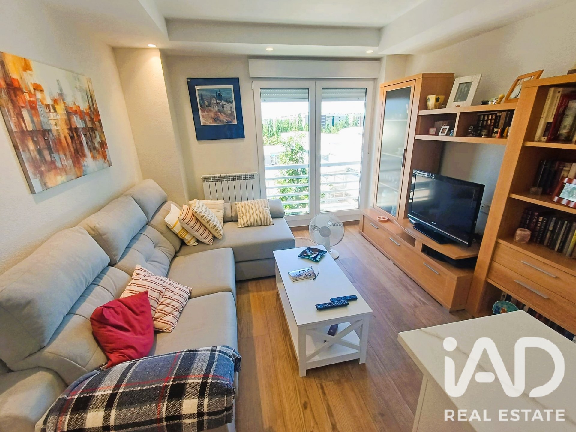 Apartamento en León, España 2 dormitorios, 76 m2 No. 188021