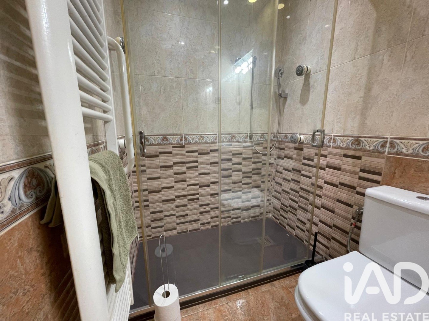 Appartamento a Vilanova i la Geltru, Barcelona, Spagna 4 camere da letto, 107 mq. N° 192076