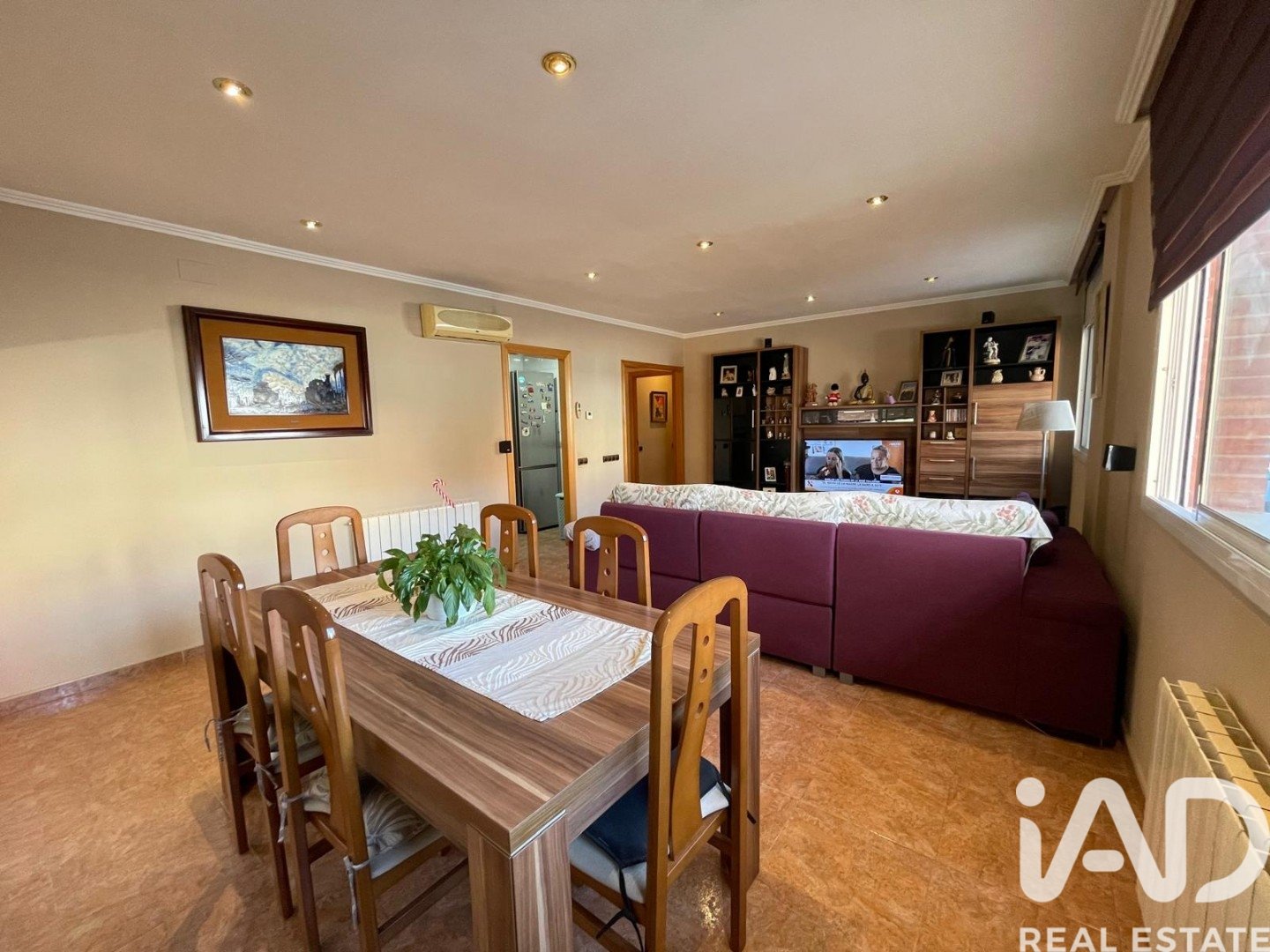 Appartamento a Vilanova i la Geltru, Barcelona, Spagna 4 camere da letto, 107 mq. N° 192076