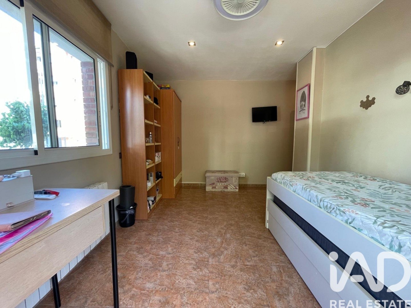 Appartamento a Vilanova i la Geltru, Barcelona, Spagna 4 camere da letto, 107 mq. N° 192076