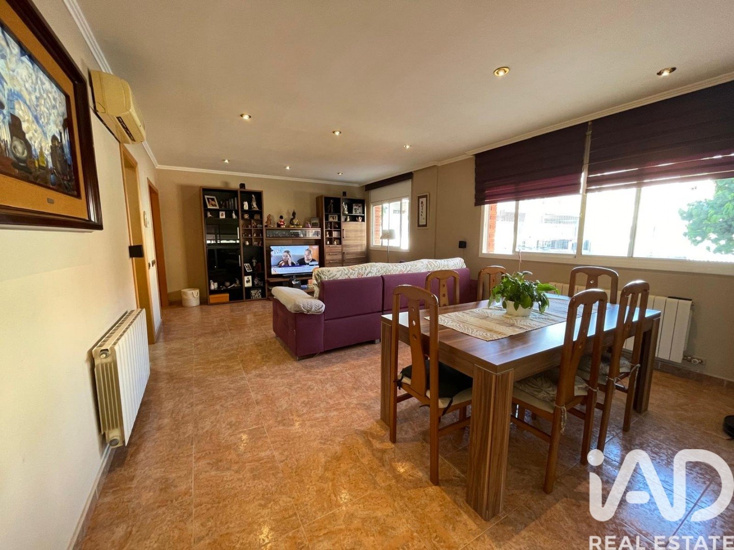 Appartamento a Vilanova i la Geltru, Barcelona, Spagna 4 camere da letto, 107 mq. N° 192076