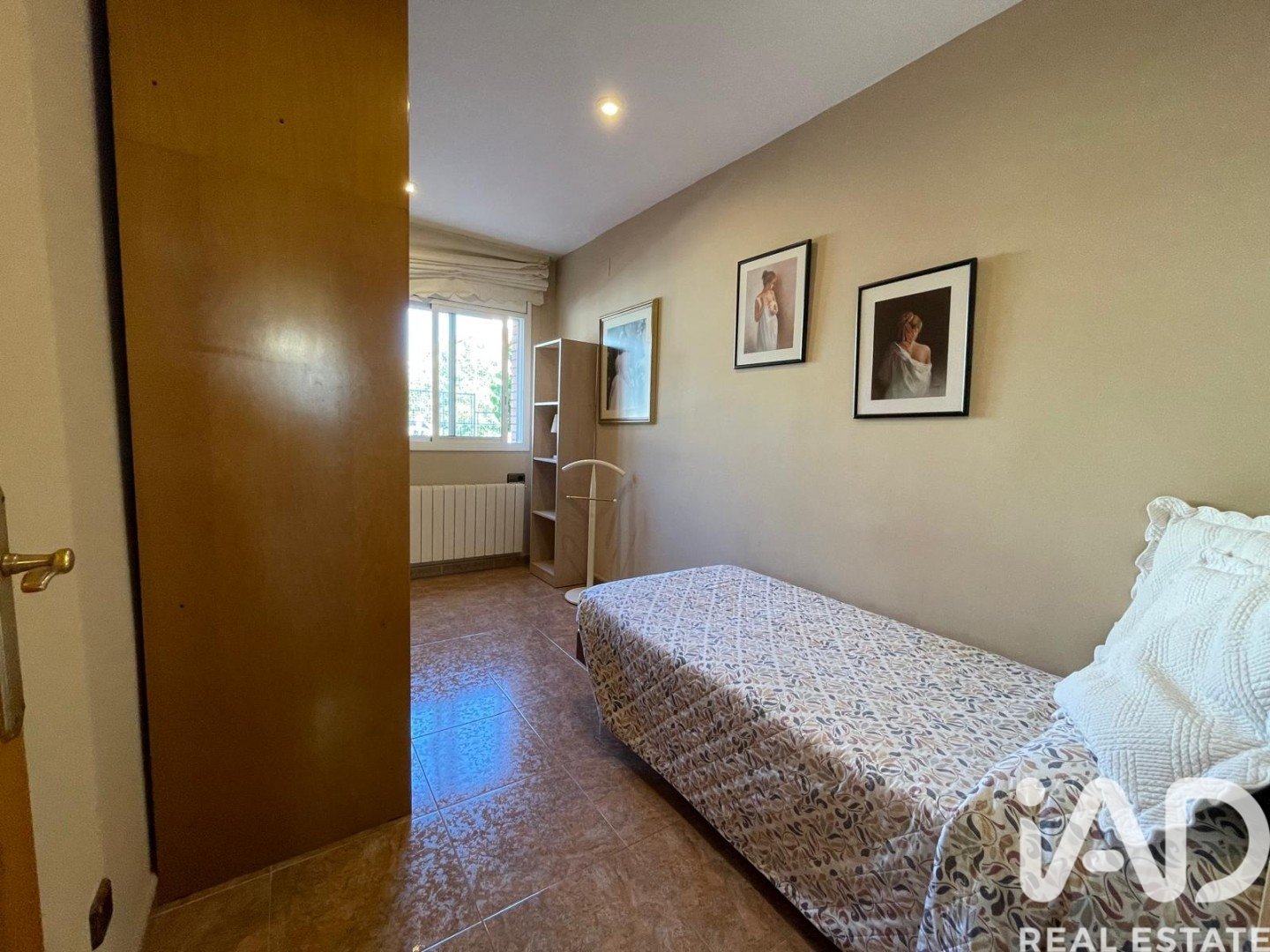 Appartamento a Vilanova i la Geltru, Barcelona, Spagna 4 camere da letto, 107 mq. N° 192076