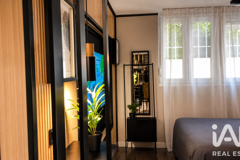 Huoneisto Madrid, Espanja 25 m2 No. 192081