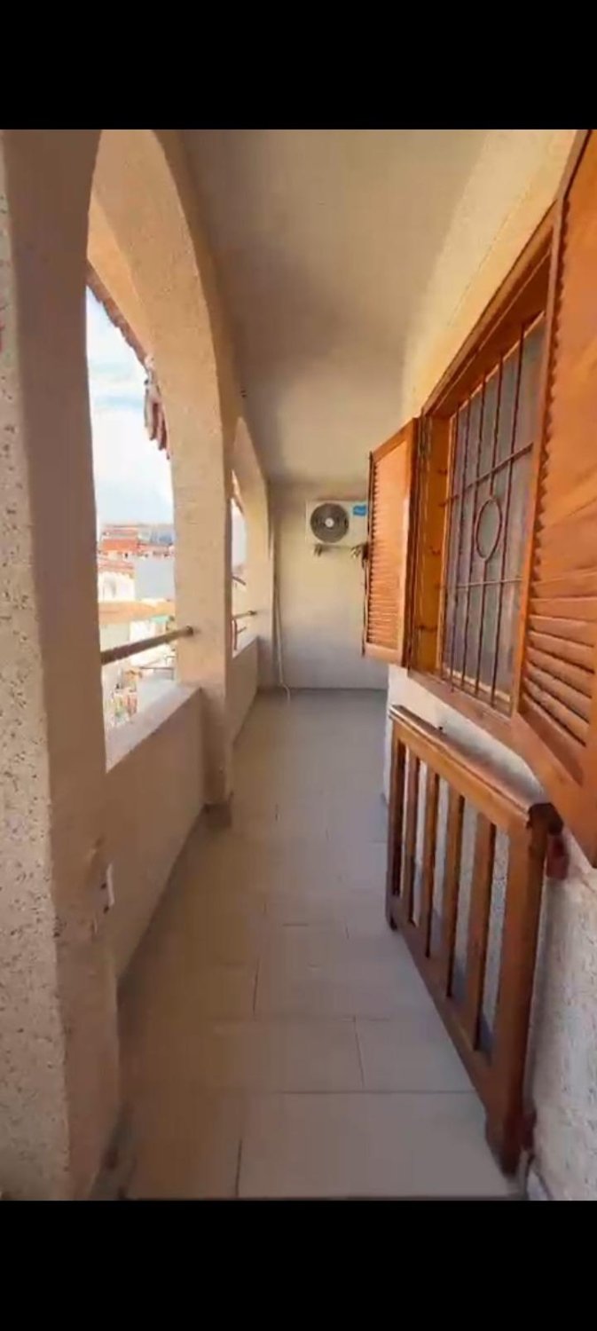 Huoneisto Torrevieja, Alicante, Espanja 73 m2 No. 183045