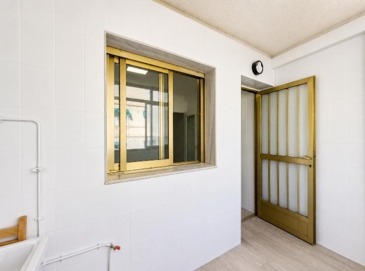 Huoneisto Torrevieja, Alicante, Espanja 73 m2 No. 183045