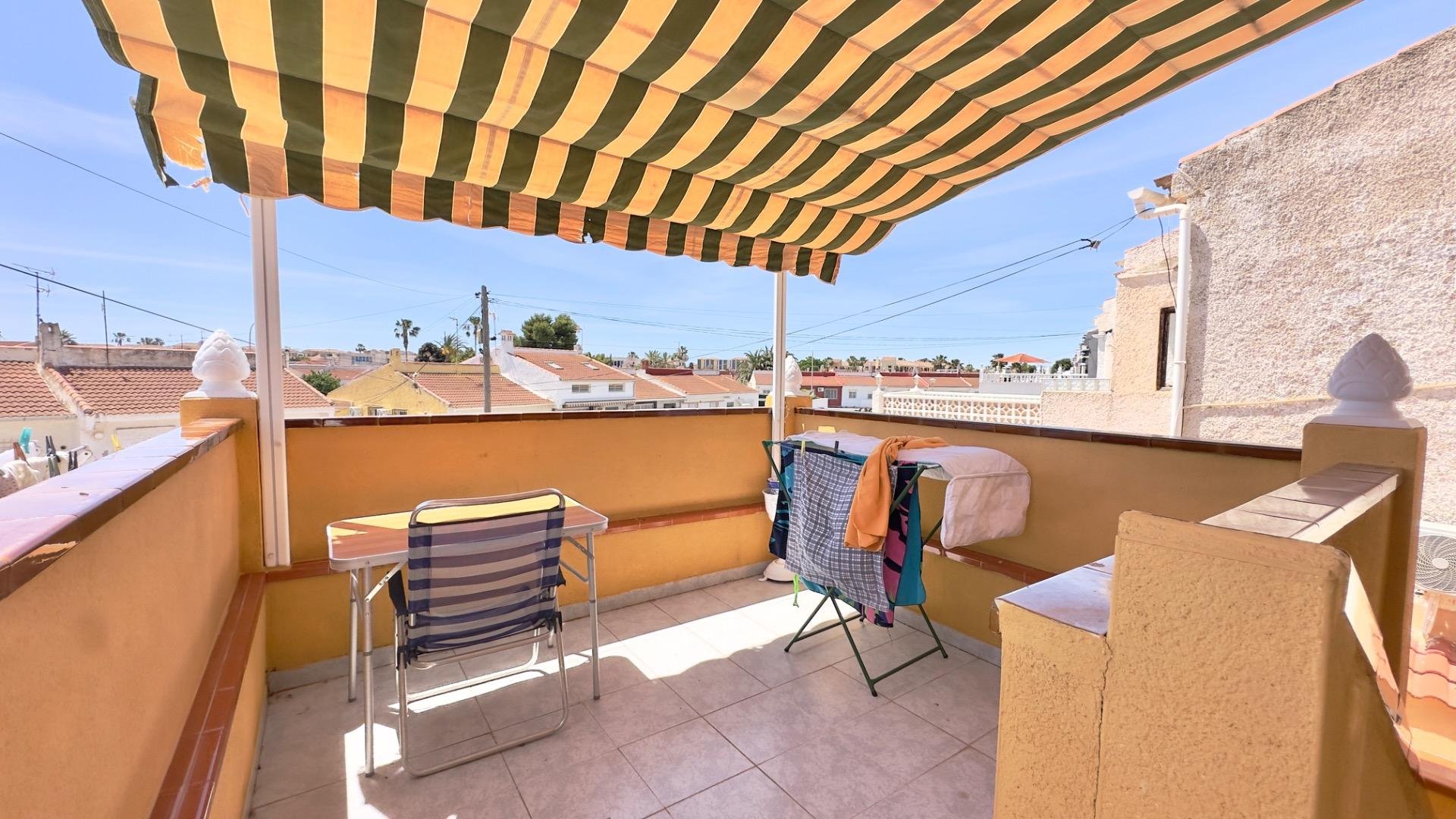 Bungalow in Torrevieja, Alicante, Spain 1 bedroom, 46 sq.m. No. 183043