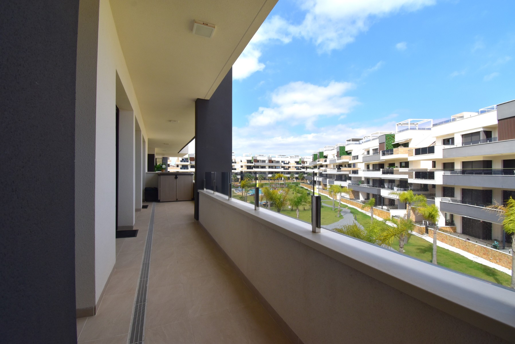 Huoneisto Alicante, Espanja 3 makuuhuonetta, 114 m2 No. 146611