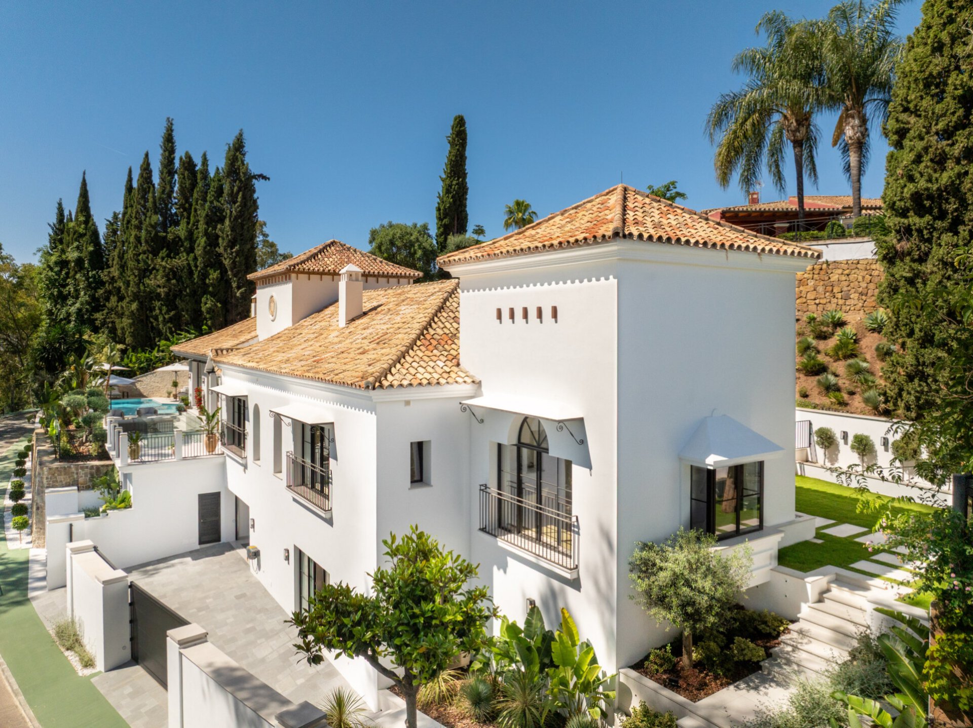 Villa a Benahavis, Malaga, Spagna 5 camere da letto, 492 mq. N° 136122