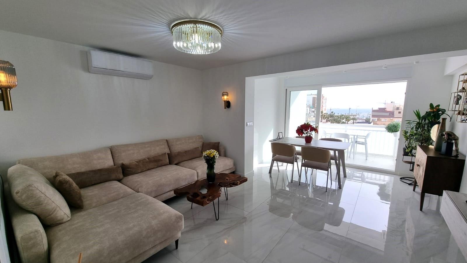Wohnung in Torrevieja, Alicante, Spanien 2 Schlafzimmer, 89 m2 Nr. 144029