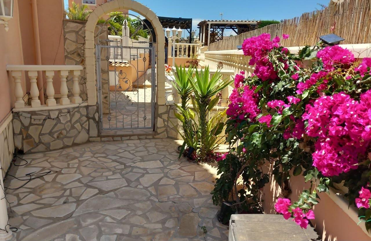 Duplex à La Zenia, Alicante, Espagne 3 chambres, 90 m2 No. 194439