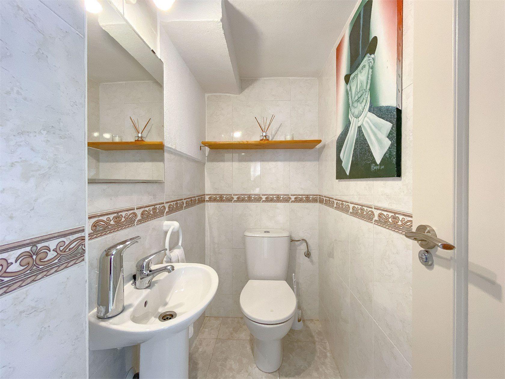 Casa a Torrevieja, Alicante, Spagna 3 camere da letto, 75 mq. N° 194440