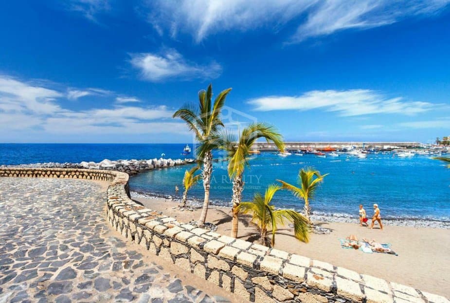 Gewerbeimmobilien in Guia de Isora, Tenerife, Spanien 6038 m2 Nr. 181288
