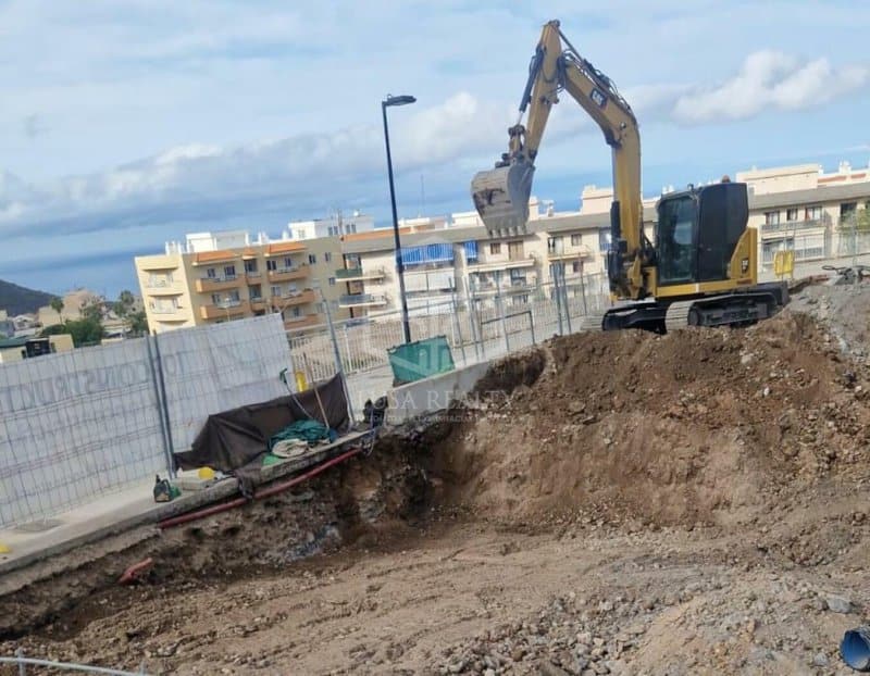 Proprietà commerciale a Adeje, Tenerife, Spagna 1300 mq. N° 181291