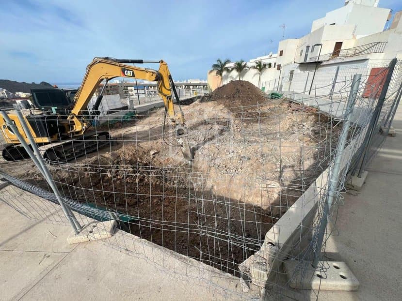 Proprietà commerciale a Adeje, Tenerife, Spagna 1300 mq. N° 181291