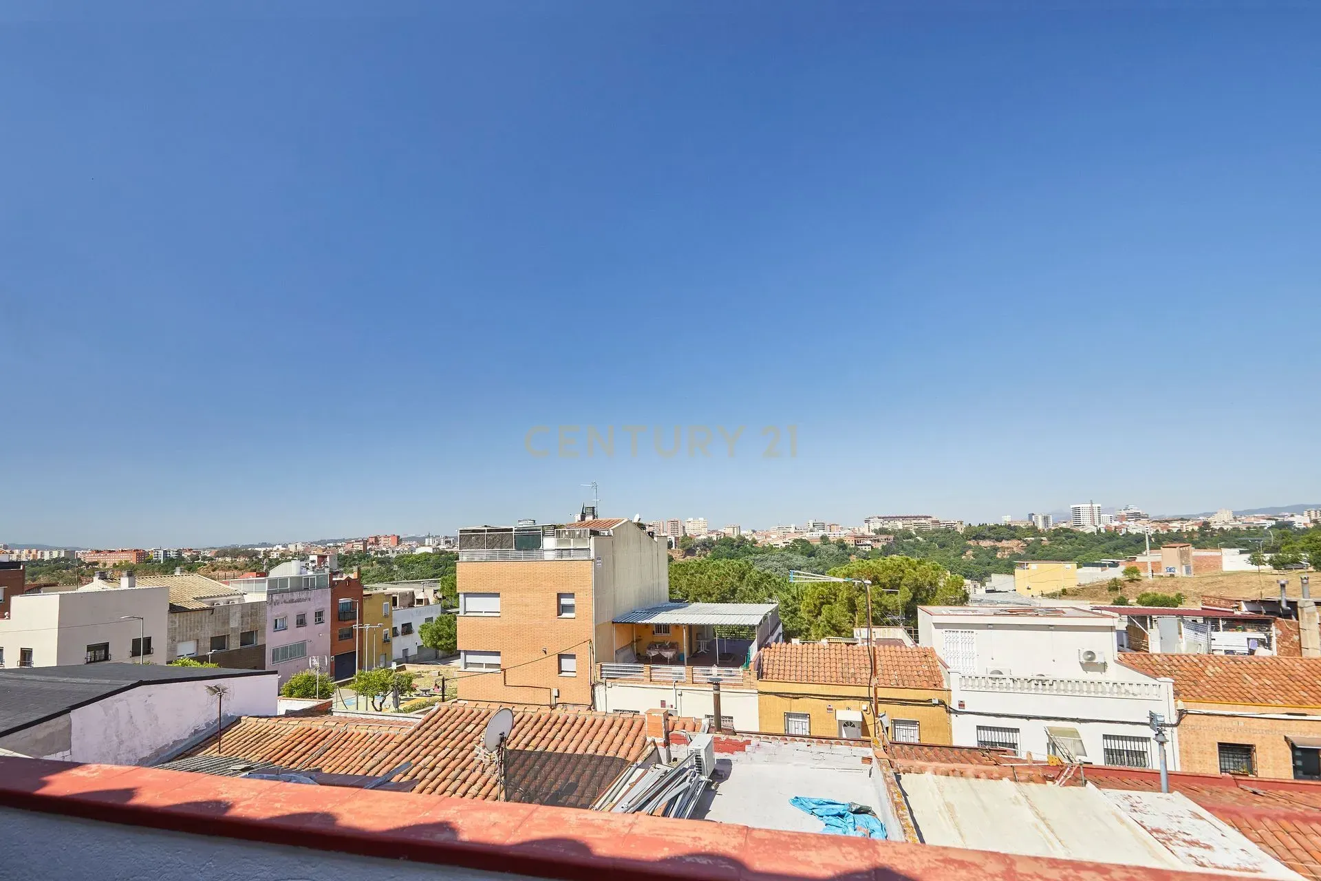 Talo Sabadell, Barcelona, Espanja 4 makuuhuonetta, 216 m2 No. 172018