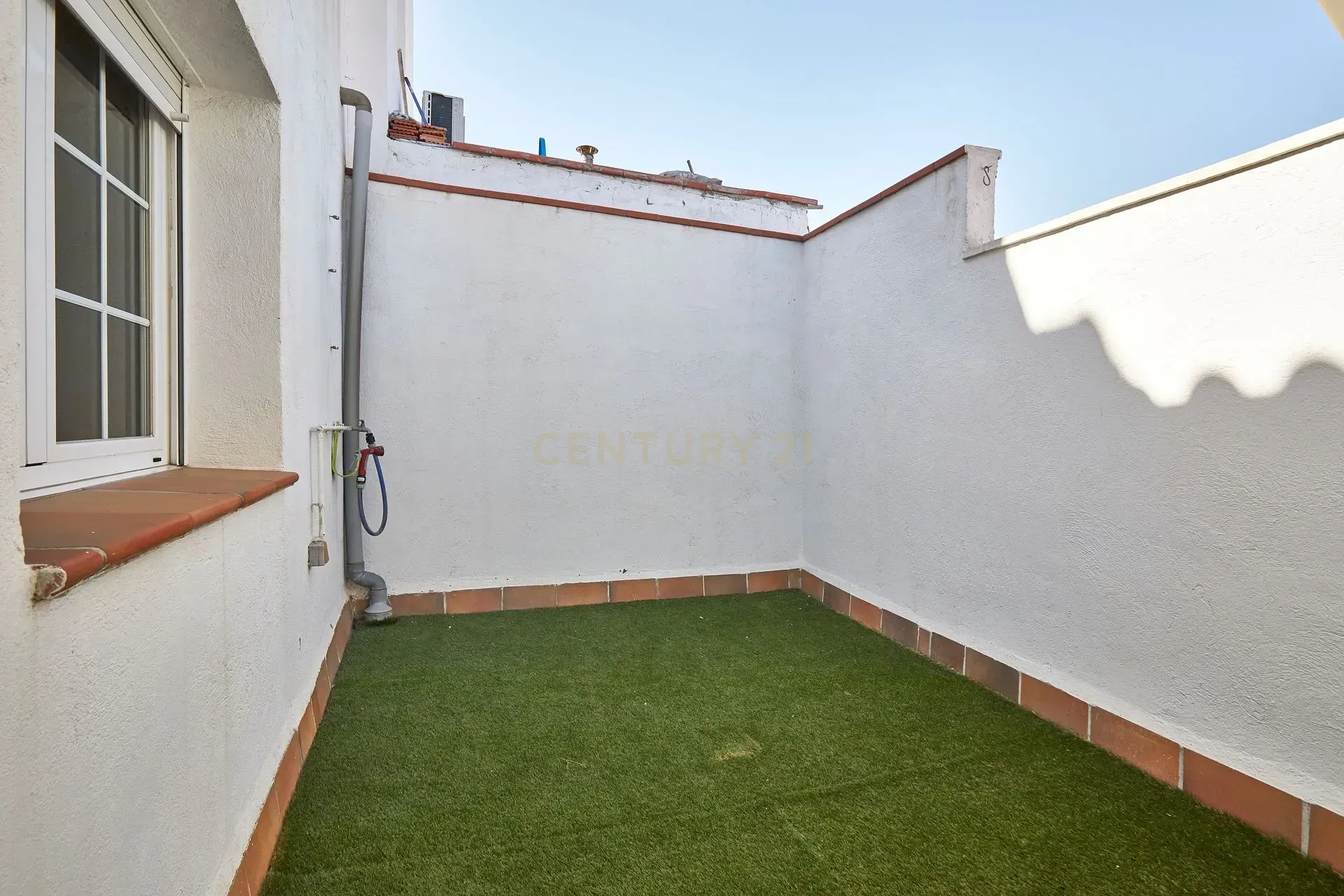 Talo Sabadell, Barcelona, Espanja 4 makuuhuonetta, 216 m2 No. 172018