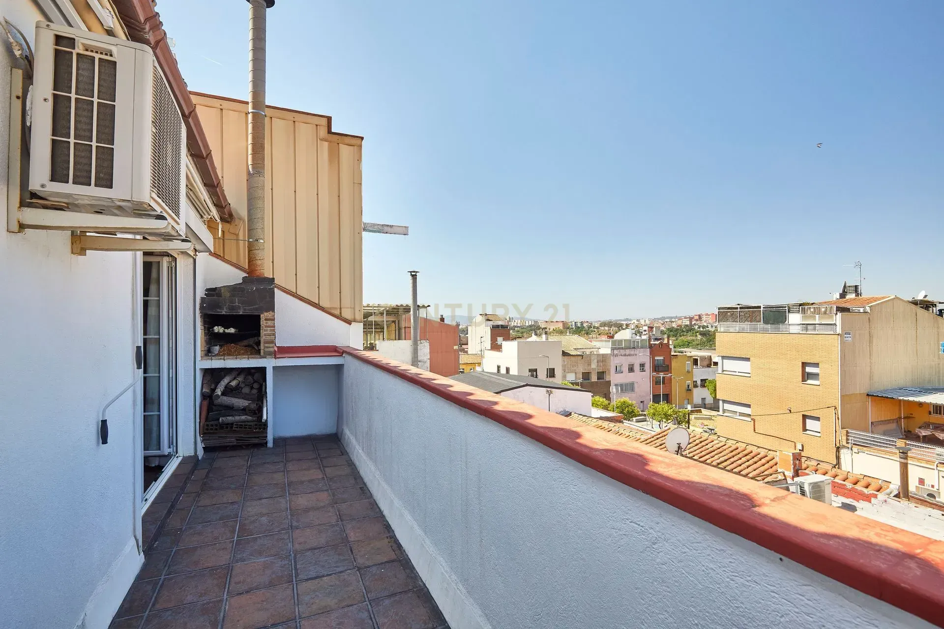 Talo Sabadell, Barcelona, Espanja 4 makuuhuonetta, 216 m2 No. 172018
