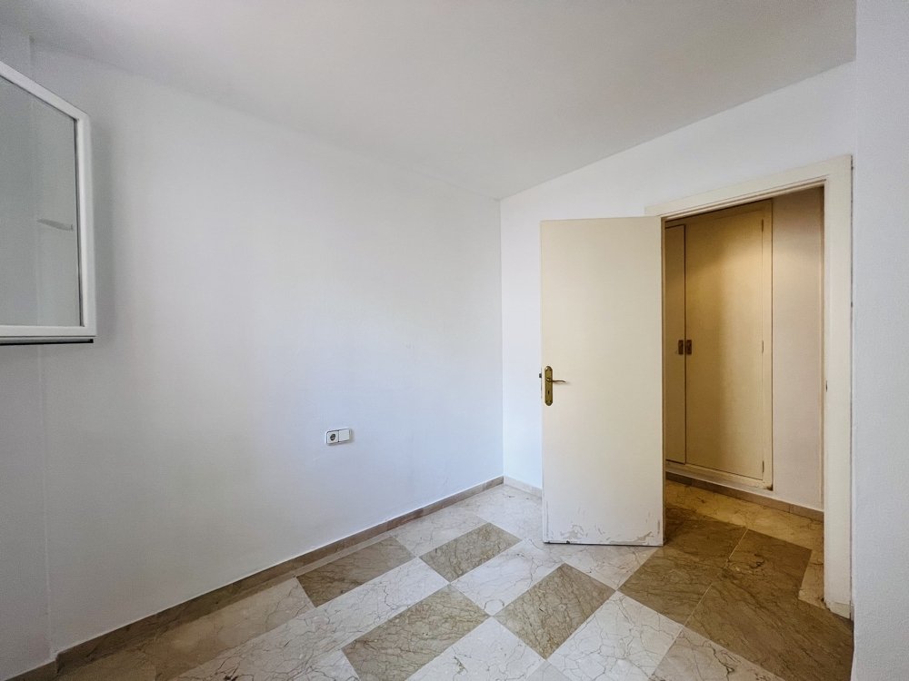 Commercial property à Santa Ponsa, Mallorca, Espagne No. 139178