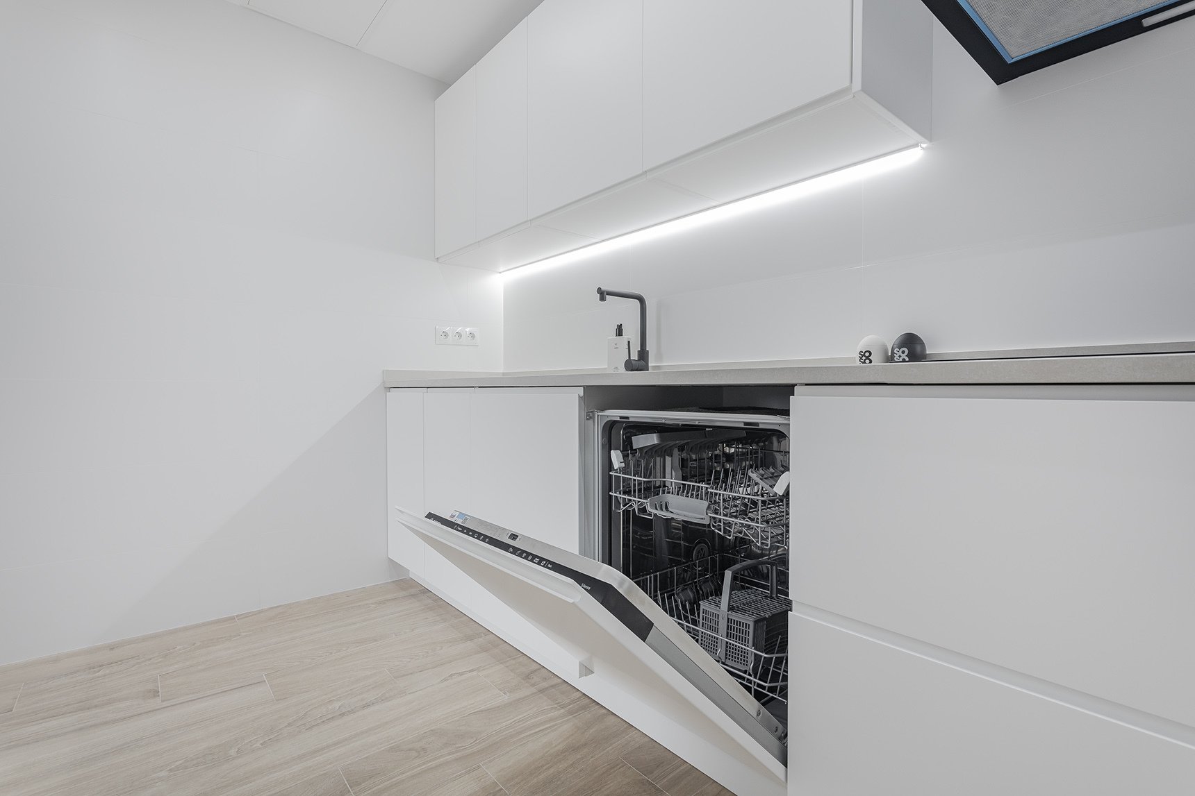 Apartment à Les Corts (L'escala), Girona, Espagne 4 chambres, 153 m2 No. 139175