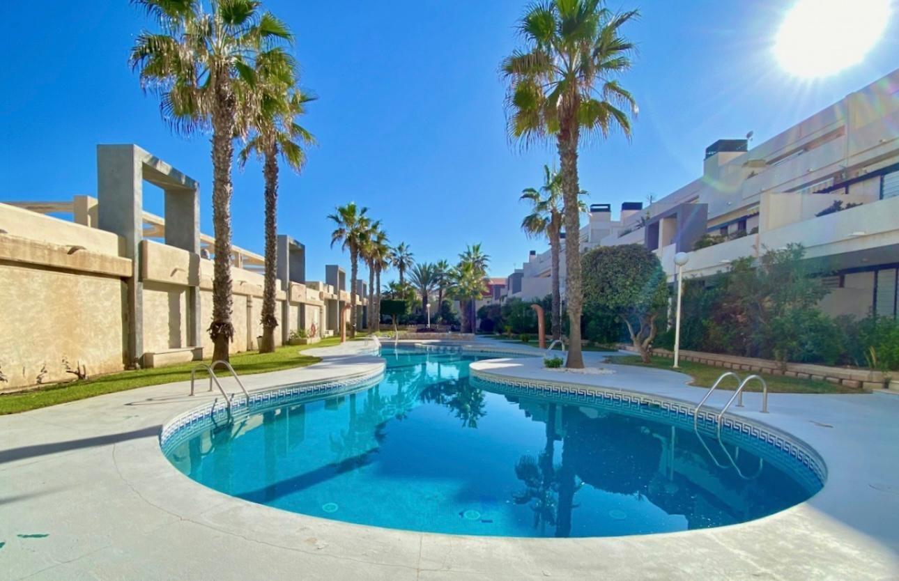 Wohnung in La Mata, Alicante, Spanien 2 Schlafzimmer, 67 m2 Nr. 194258
