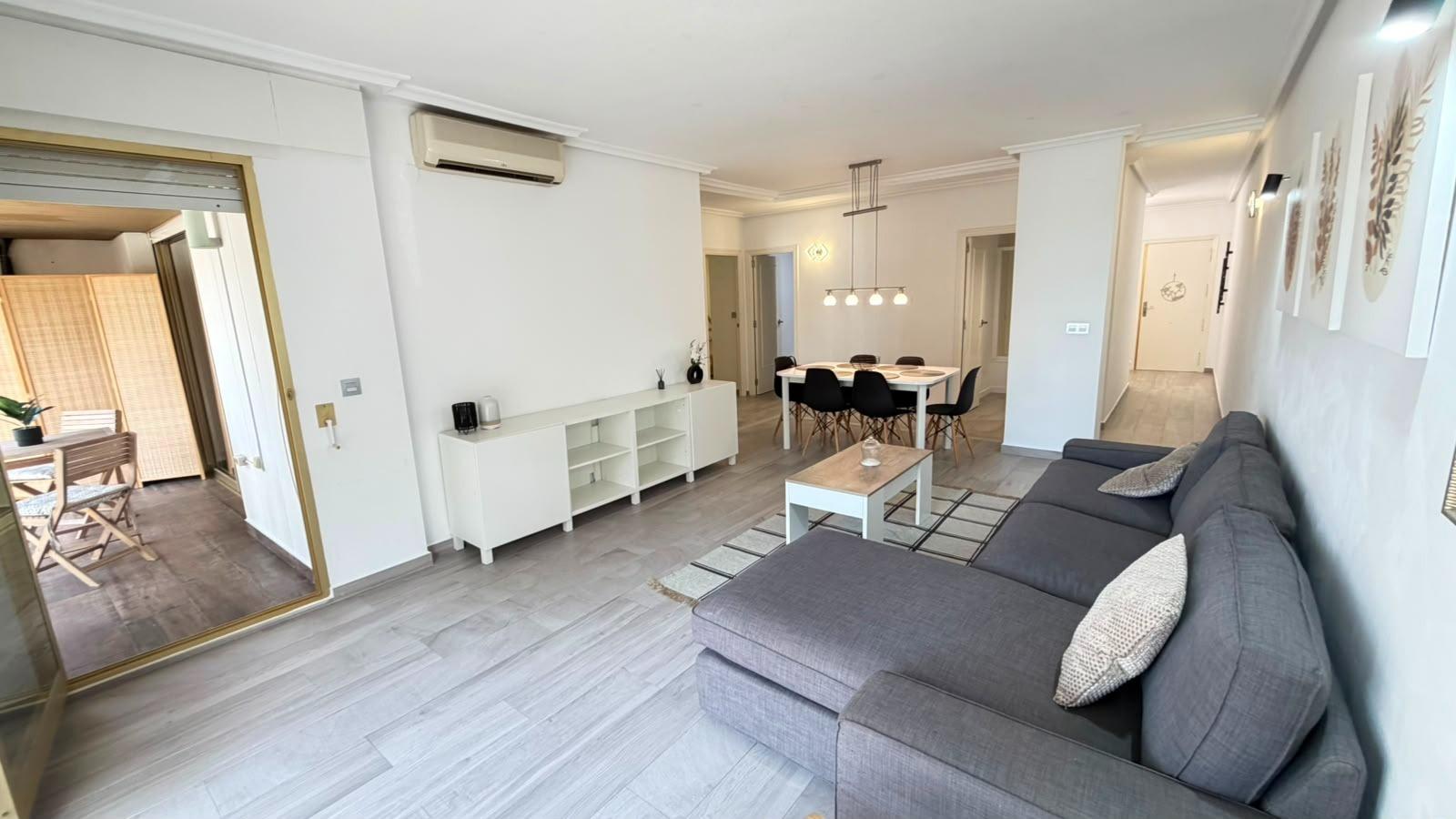 Wohnung in Torrevieja, Alicante, Spanien 3 Schlafzimmer, 114 m2 Nr. 194259