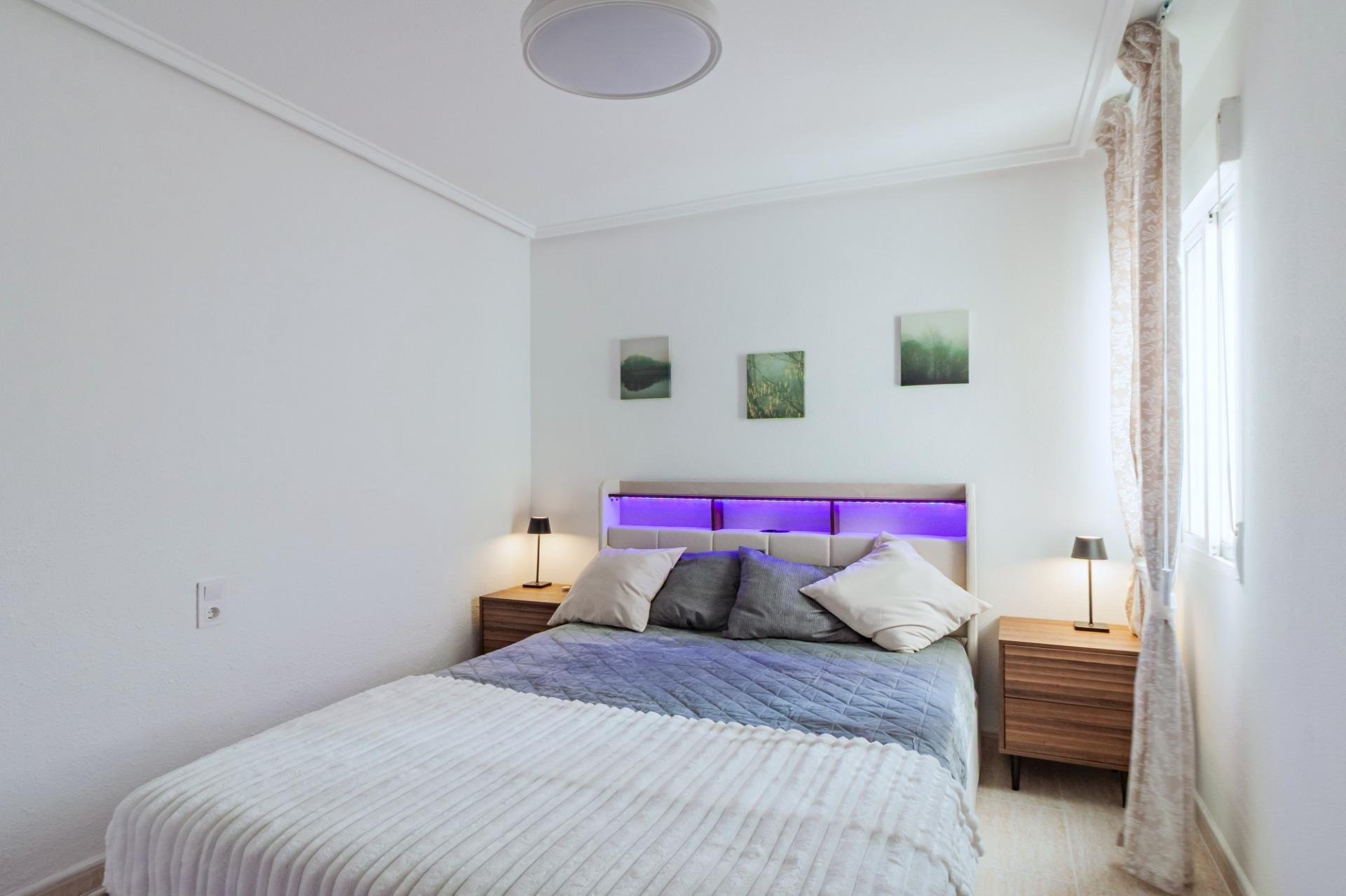 Apartment in Torrevieja, Alicante, Spain 3 bedrooms, 84 sq.m. No. 194255