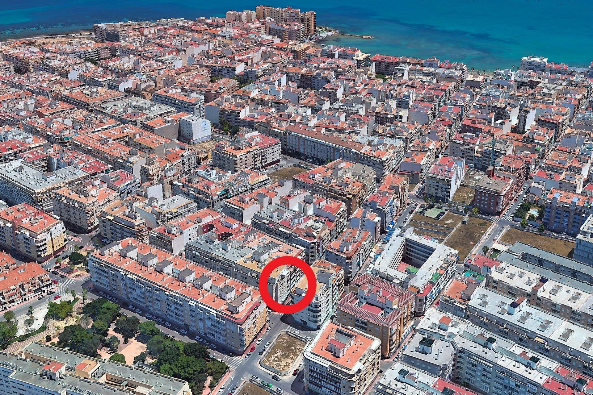 Apartment in Torrevieja, Alicante, Spain 3 bedrooms, 84 sq.m. No. 194255