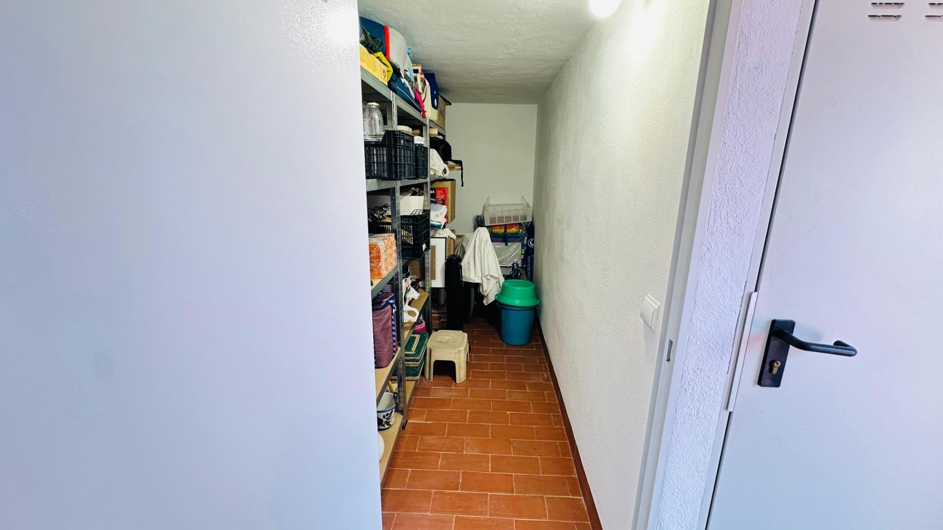 Apartment in Torrevieja, Alicante, Spain 3 bedrooms, 145 sq.m. No. 194260